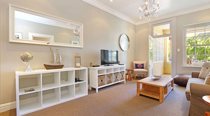 Jubilee Square Apartment