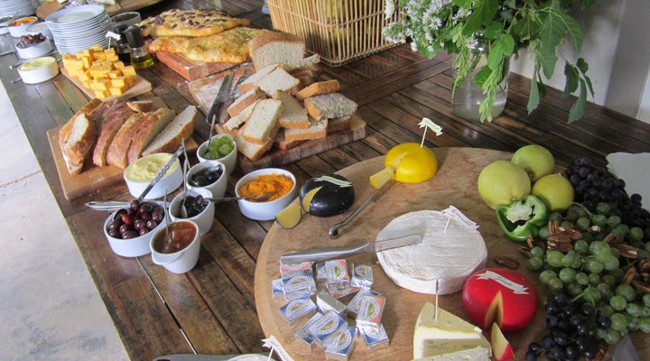 Lowlands Country House