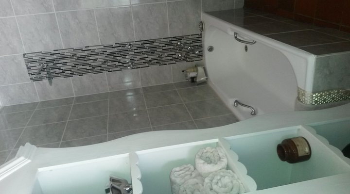 A Leopard Lily Bed and Breakfast