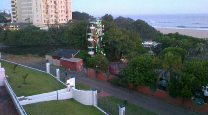Colonial Sands