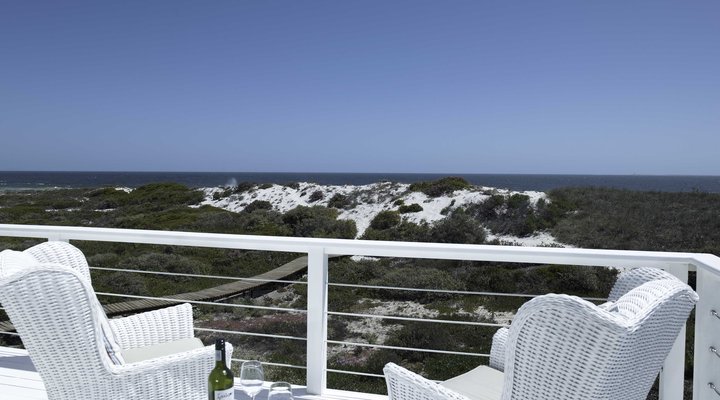 The White House Beach Villa
