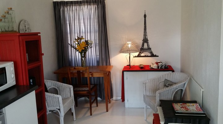 Nostalgia Self-catering Guest House