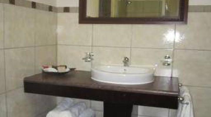 Suzi's Place Guest Rooms