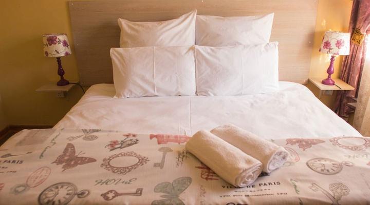 Lolo's Two Bedroom Apartment