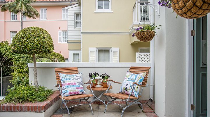 8 Middedorp, The Majestic, Cape Town