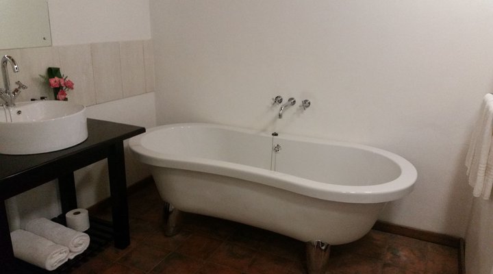 The Nutshell Guesthouse