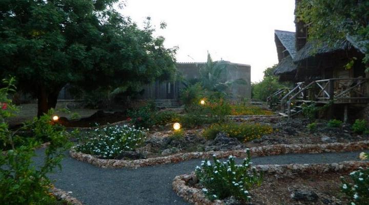 Moonlight Village Bandas and Campsite