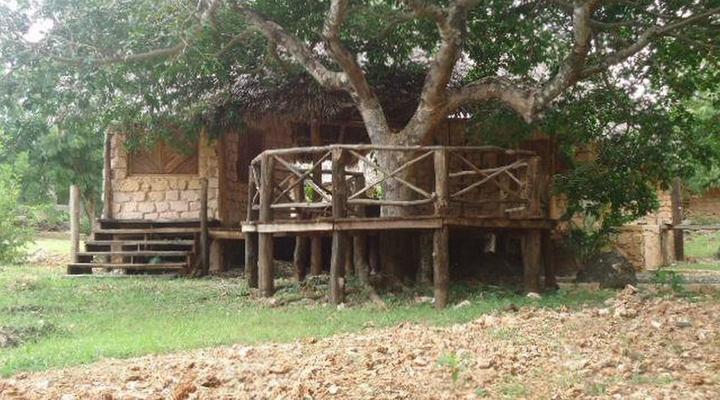 Moonlight Village Bandas and Campsite