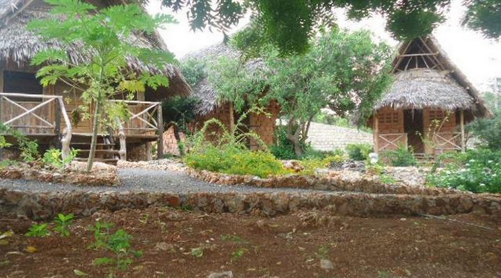 Moonlight Village Bandas and Campsite