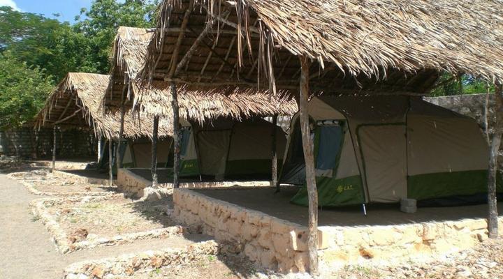 Moonlight Village Bandas and Campsite