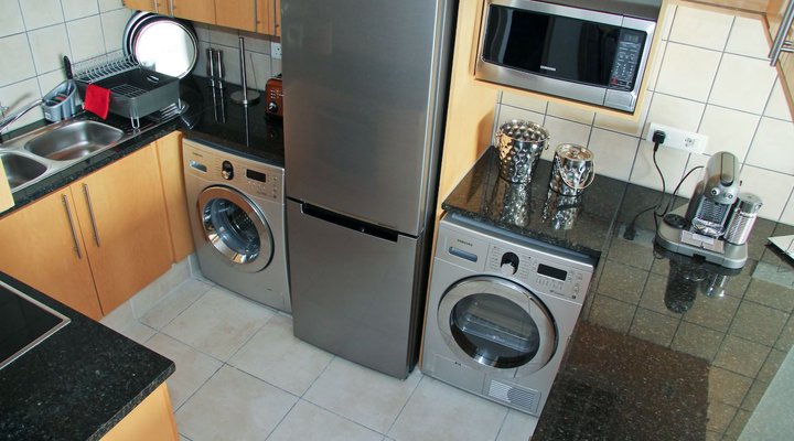 Hibernian Towers 305