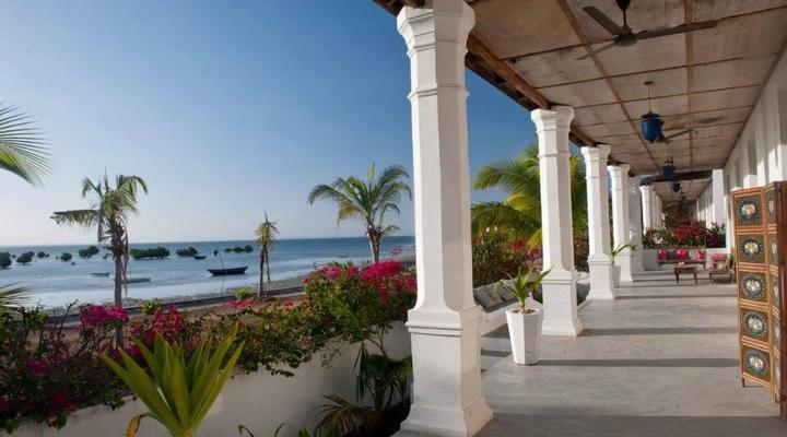 7 Night Ibo Island Lodge and Azura Quilalea Package