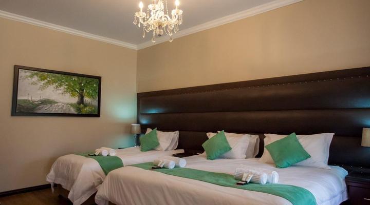 Woodlands Country Lodge