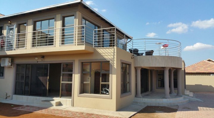 Setumishi Guest House