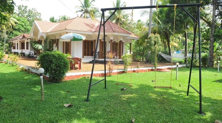 Coconut Creek Farm and Homestay