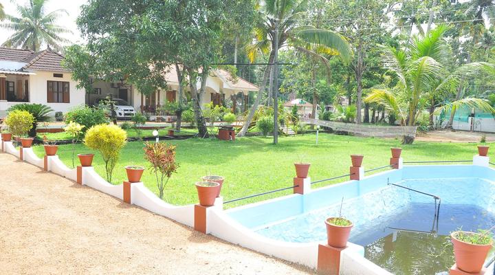 Coconut Creek Farm and Homestay