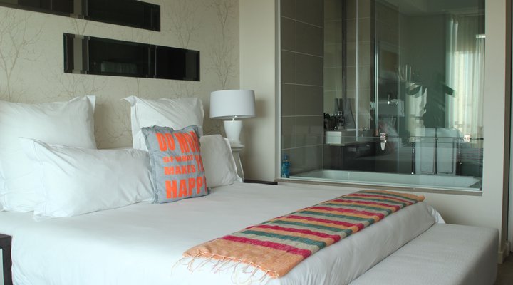 Immaculate Sandton Skye Studio