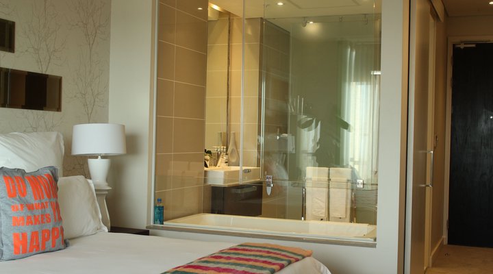 Immaculate Sandton Skye Studio