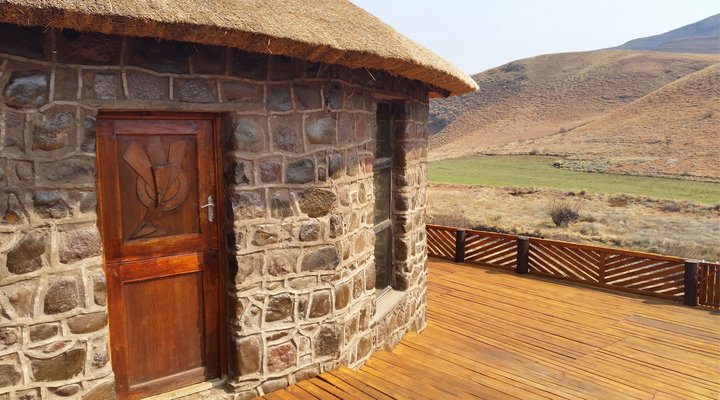 Amanzi Empilo Bungalow