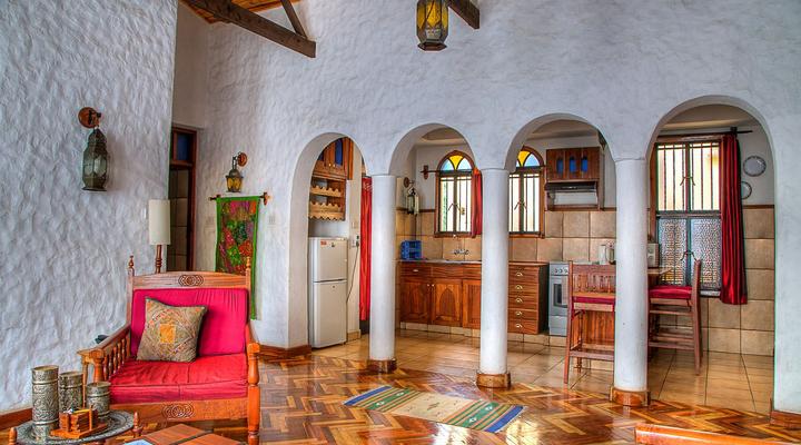 King Post Apartments