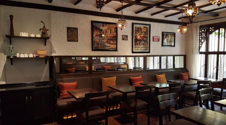 King Post Apartments