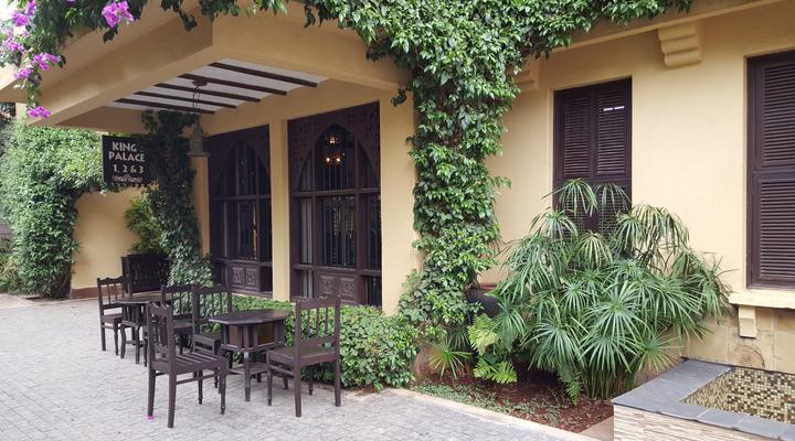 King Post Apartments