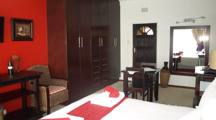 Tierra Pequena B&B and Equestrian Estate