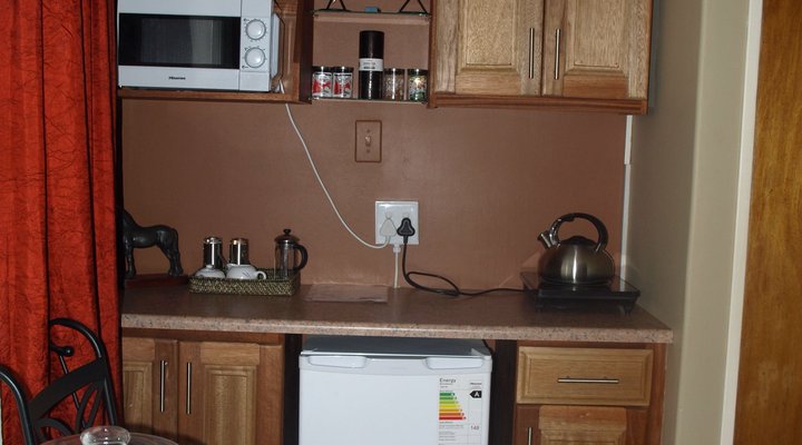 Tierra Pequena B&B and Equestrian Estate