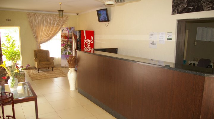 Naledzi Lodge
