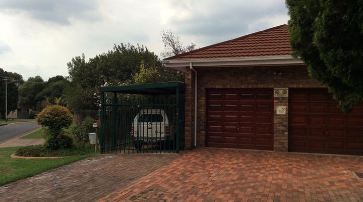 Peaceful Garden Cottage