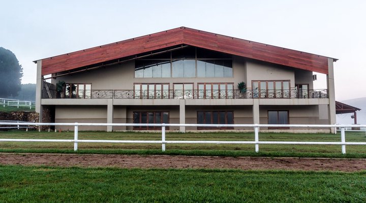 Silver Mist Adventure Lodge