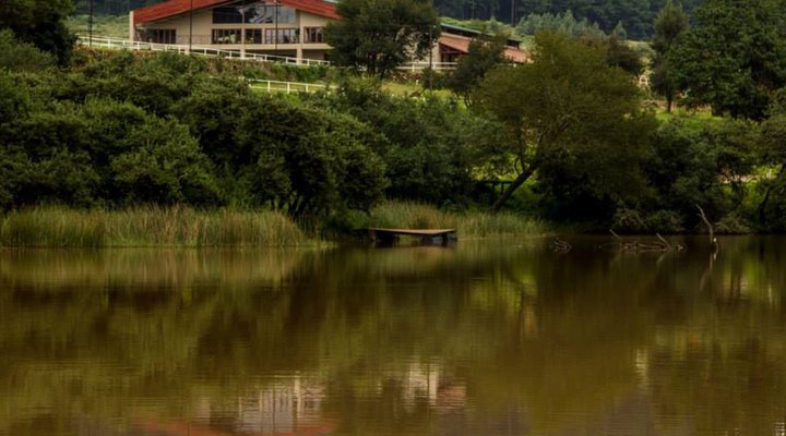 Silver Mist Adventure Lodge