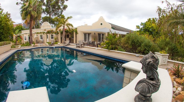 Somerset Villa Guesthouse