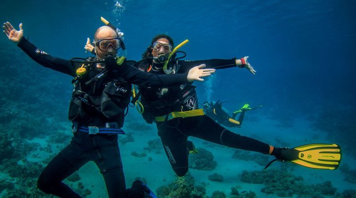 5 Night, 6 Day PADI Diving Course Package