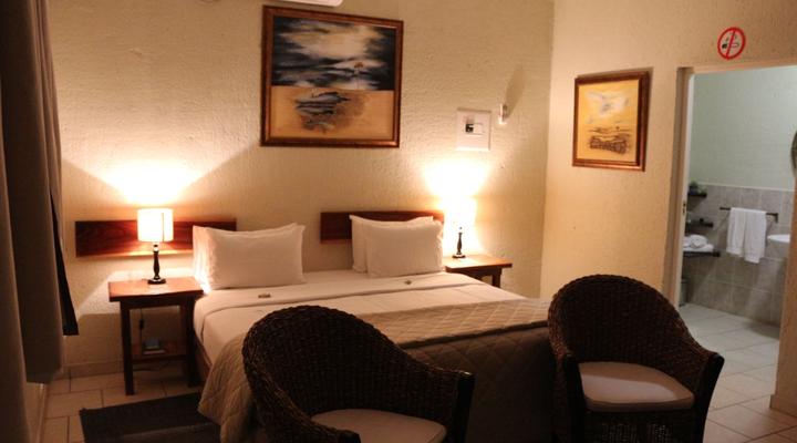 Klondike Guest Lodge