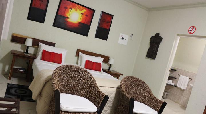 Klondike Guest Lodge