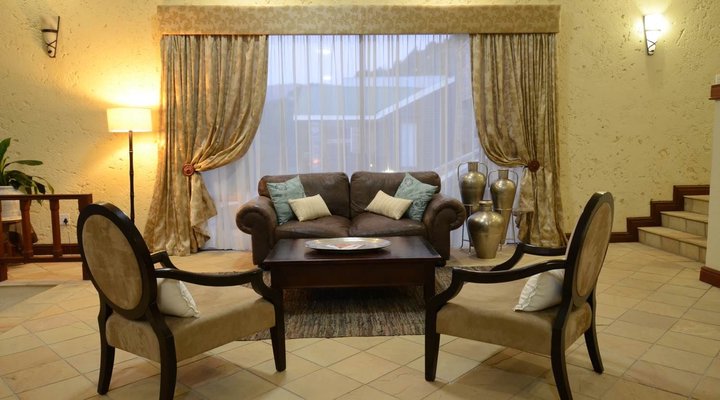 Silverstone Falls Lodge