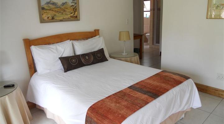 Homestead Lake Guest House