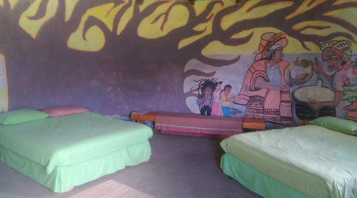 Elundini Backpackers