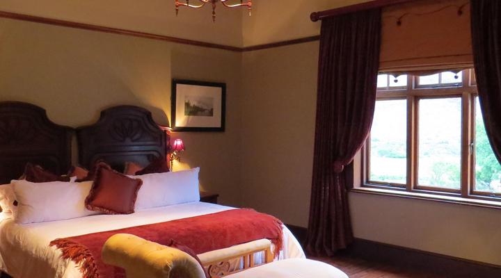 Waylands Country House