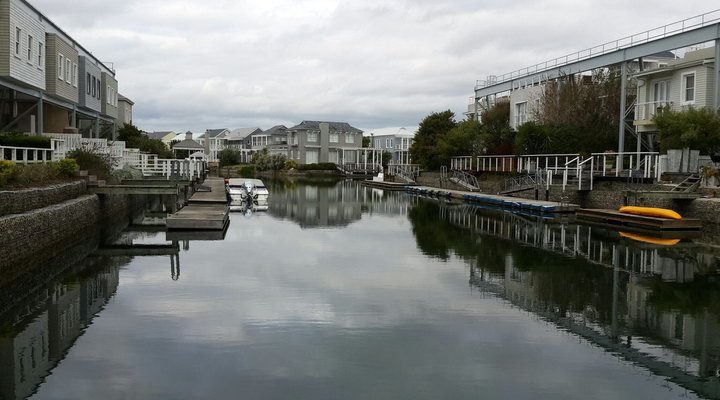 Thesen Island Romance