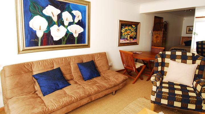 16 Beach Music (Est 2008) 