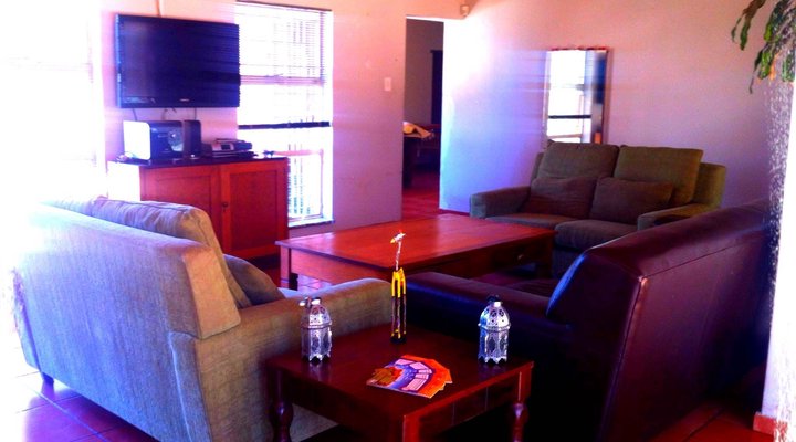 Lakeview Backpackers