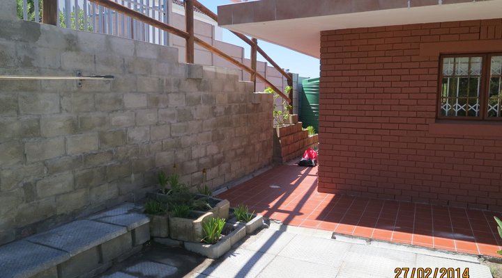 Penguin Blue Self-Catering Apartments