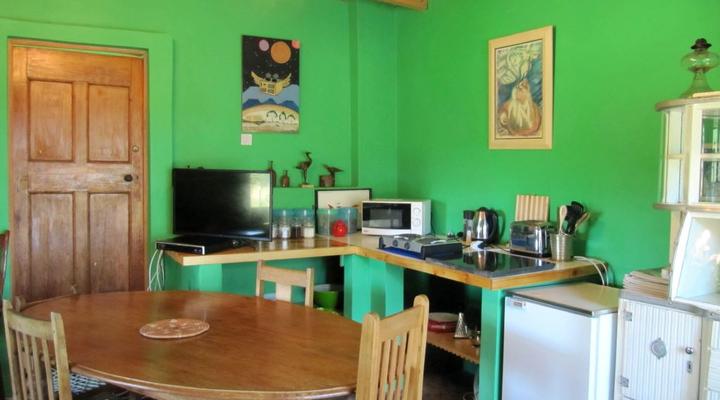 Bluegum Cottage @ The Garlic House