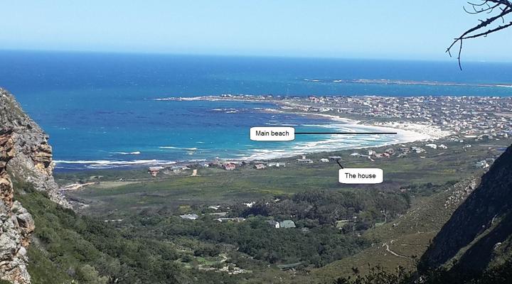 Tobie, Sea and Mountain Views