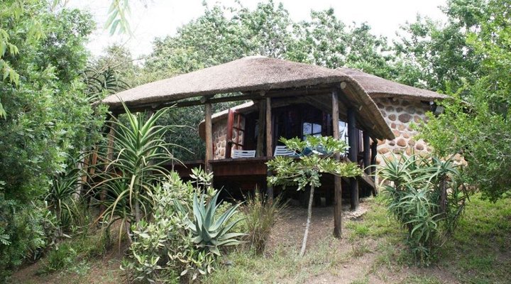 Shapes of Africa Rustic Stayover eco-backpackers lodge