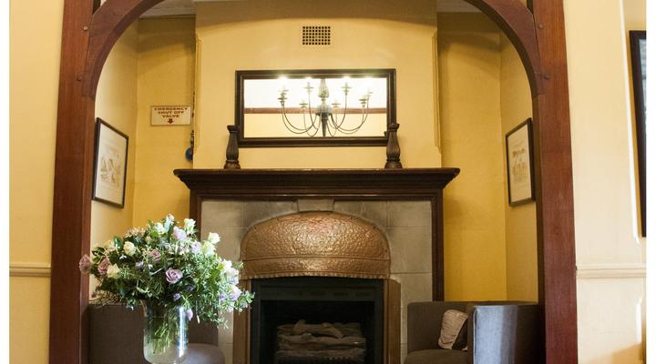 Shady Pines Guesthouse