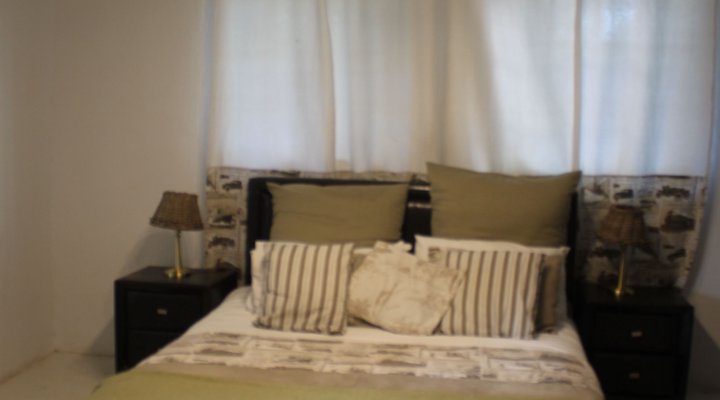 Komatiboatel Guest Lodge