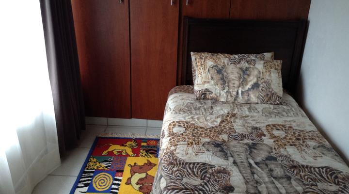 Joe and Maria Hideout - Garrick House